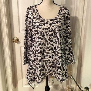 Black & White 3/4 Sleeve Geometric Pattern Blouse